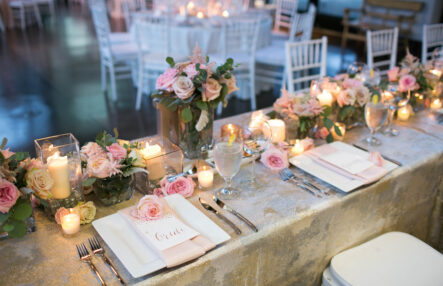 Head Table {{brizy_dc_image_alt imageSrc=
