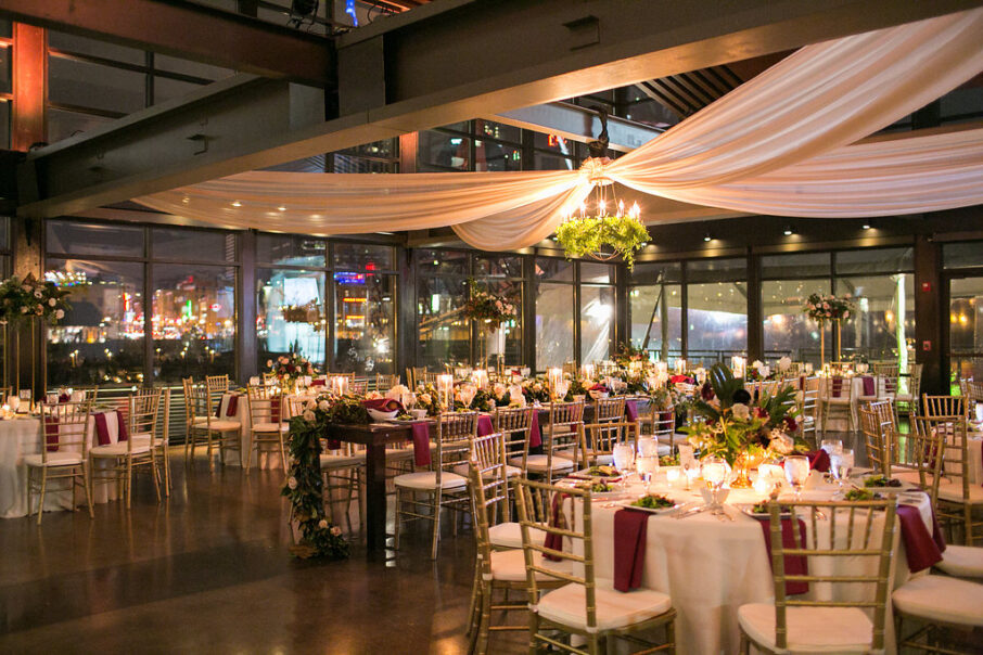 Winter Wedding Reception Setup {{brizy_dc_image_alt imageSrc=