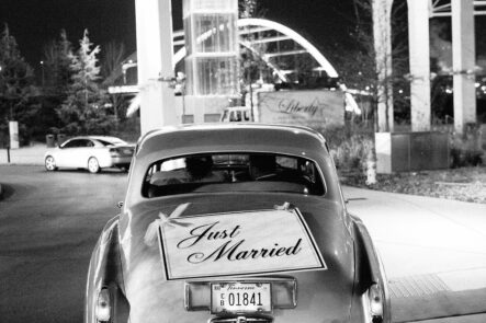 Wedding Getaway Car {{brizy_dc_image_alt imageSrc=