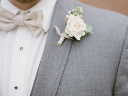 Nathan's Winter Wedding Style {{brizy_dc_image_alt imageSrc=